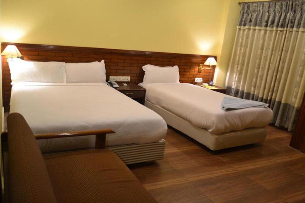 Hotel The White Lotus View Pvt Ltd Bhairāhawā Zewnętrze zdjęcie